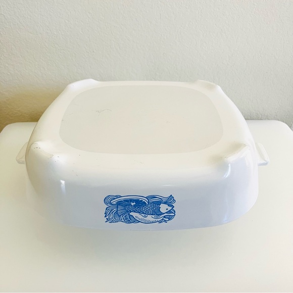 Corningware Browning Skillet- Norelco Microwave - Picture 7 of 10